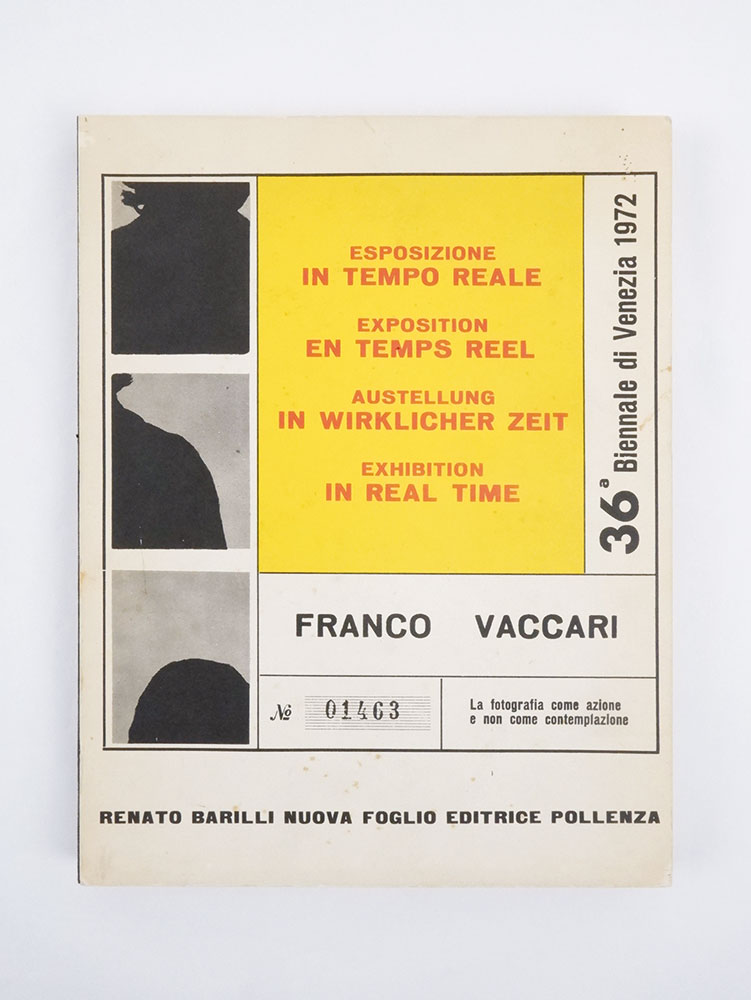esposizione in tempo reale. exposition en temps reel. ausstellung in wirklicher zeit. exhibiton in real time. 36a biennale di venezia 1972. franco vaccari. n° 01463. la fotografia come azione e non contemplazione
