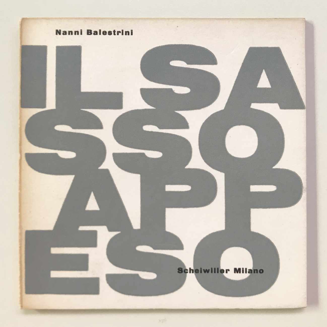 il sasso appeso